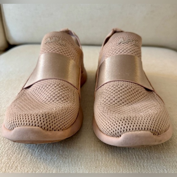 APL Tech Loom Bliss in Rose Dust Pink Running Sneaker, Size 8.5 - Picture 5 of 12